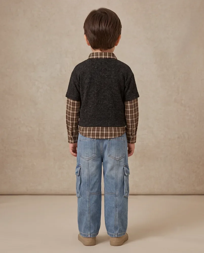 Layered Tee & Cargo Jeans Set — view 3 of 3